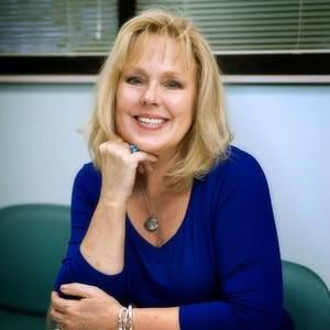 Meet your Posher, Phyllis